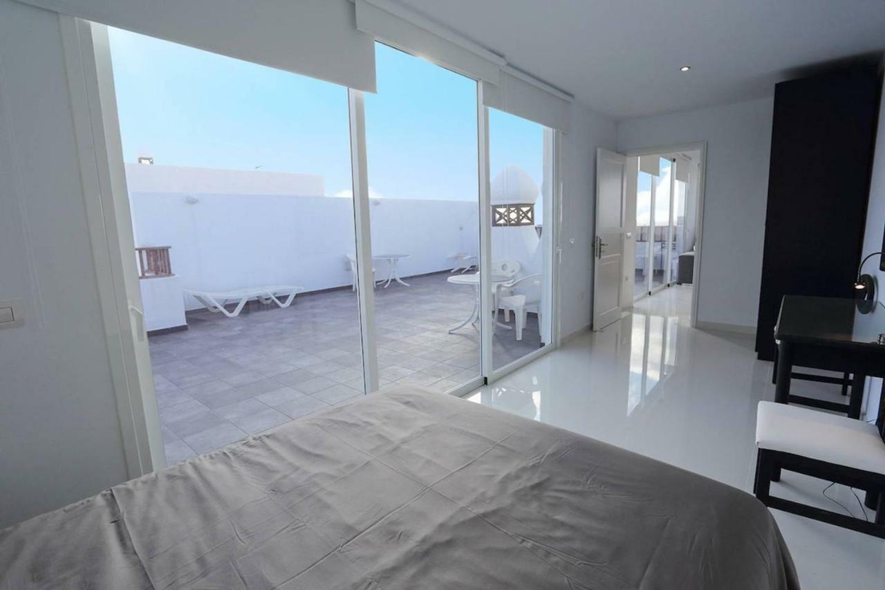 Daruma Apartments 3-Bedroom Penthouse With Sea Views Costa Teguise Eksteriør billede